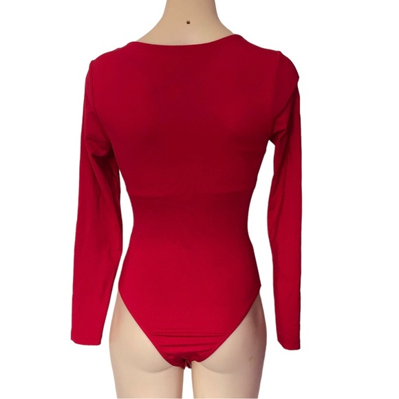 🌿 KOOKAI 🌿 red deep V neck bodysuit size 10 - Picture 3 of 6